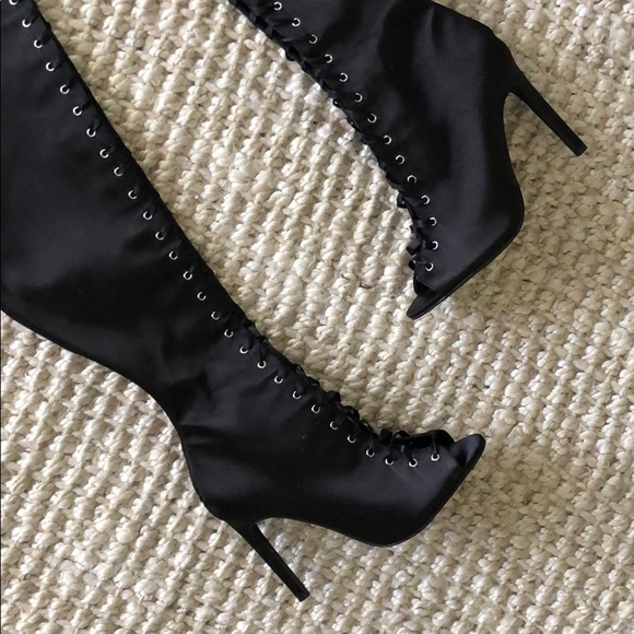 Black Lace-Up Boots | size 7 - Picture 3 of 7